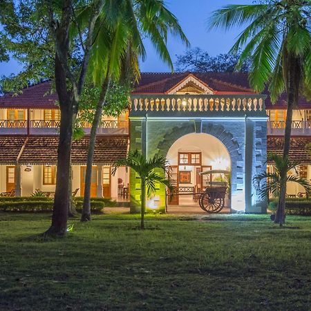 Hotel The Sanctuary At Tissawewa Anuradhapura Esterno foto